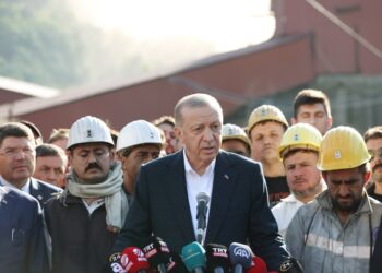 ارتفاع ضحايا انفجار منجم فحم بتركيا لـ 41 و أردوغان يتفقد الموقع 2025