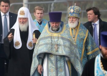 كييف تفتح جبهة على الكنيسة الأرثوذكسية "الموالية لروسيا" 2024