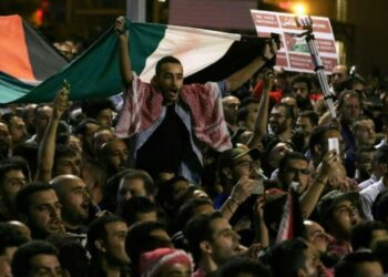 احتجاجات الأردن تتواصل رفضا لرفع أسعار المحروقات