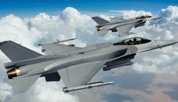 أوكرانيا تحذر من اندلاع "حرب عالمية" حال تحالف الصين مع روسيا 2025