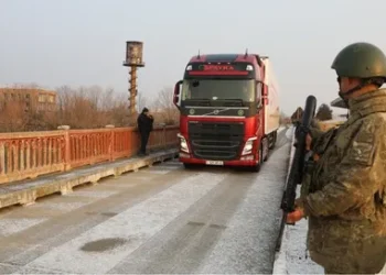 زلزال تركيا يعيد فتح معبر حدودي مع أرمينيا بعد 35 عاما من إغلاقه 2025