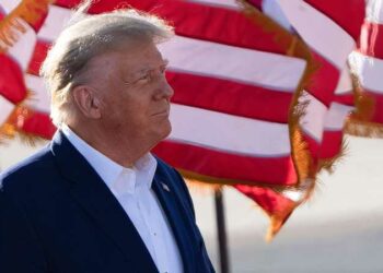 توجيه اتهامات جنائية لترامب في قضية "الممثلة الإباحية" …..اعرف التفاصيل 2025