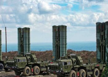 قلق إسرائيلي من منح روسيا إيران صفقة صواريخ إس -400 2024
