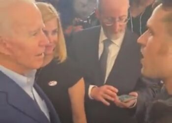 بالفيديو...أمريكى يهاجم بايدن ويسبه بسبب مقتل الجنود الامريكان فى حرب العراق 2025