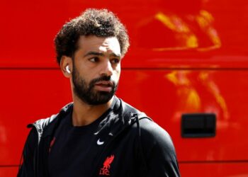 بأغنية «بكار» وكرتون محمد صلاح.. ليفربول يهنئ يفجر مفاجأة 2024