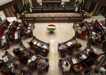 إقليم كردستان يرفض مشروع الموازنة العراقية ويلوح بالتصعيد 2024