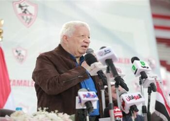 انقسام الشارع المصرى بشأن عزل مرتضى منصور من رئاسة نادي الزمالك 2025
