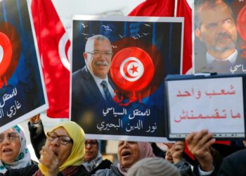 تونس: فضيحة تدليس تتعلق بالتحقيق مع القيادي بحركة النهضة نور الدّين البحيري 2024