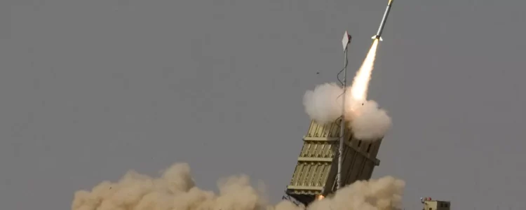 أوكرانيا تبدأ اختبار نظام رصد صواريخ تسلمته من إسرائيل 1 أوكرانيا تبدأ اختبار نظام رصد صواريخ تسلمته من إسرائيل 2025