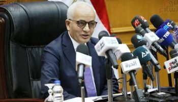 وزارة التعليم بمصر : تغيير مناهج الصف الثانى الابتدائى لانها غير مناسبة للدراسة 2024