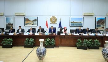 وزير السياحة المصرى : مؤشرات سلبية للسياحة الوافدة لمصر خلال العام الحالى 2024