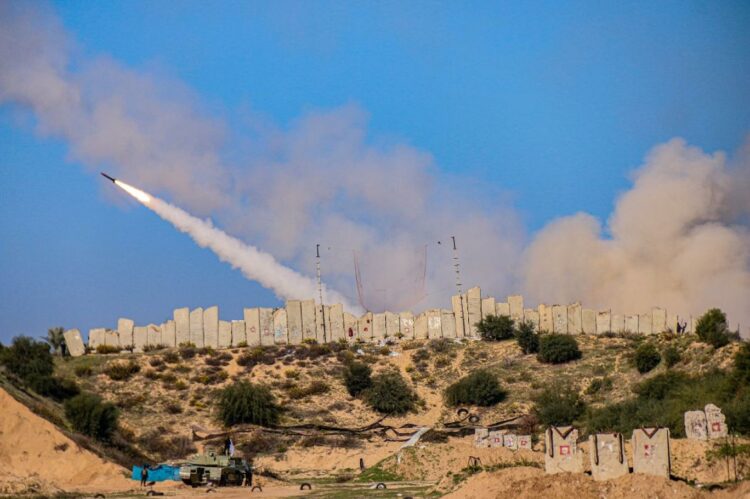 إطلاق رشقات صاروخية من غزة باتجاه اسرائيل 2024