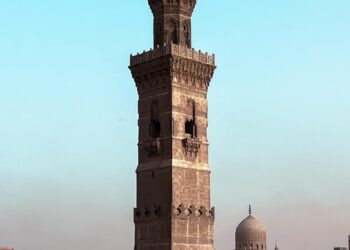 غضب شعبي لتدمير التراث ومقابر القاهرة التاريخية.. دعوة قضائية ضد الحكومة لوقف الإزالات 2024