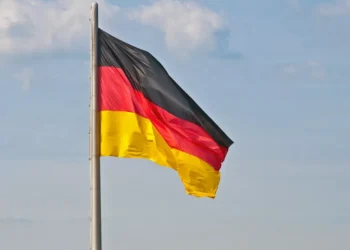 ألمانيا تبحث عن مهاجرين ...اعرف التفاصيل  2025