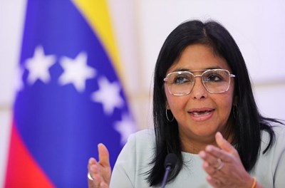 فنزويلا: واشنطن فرضت عقوبات علينا بهدف الاستيلاء على نفطنا 1 فنزويلا: واشنطن فرضت عقوبات علينا بهدف الاستيلاء على نفطنا 2025