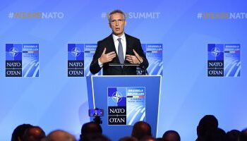 أمين عام حلف الناتو يستفز مشاعر المسلمين.. ويصف إحراق المصحف بـ"حرية التعبير" 2025
