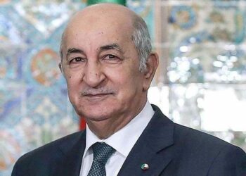  لاسباب غامضة...الرئيس الجزائري يُقيل وزير الاتصال 2025