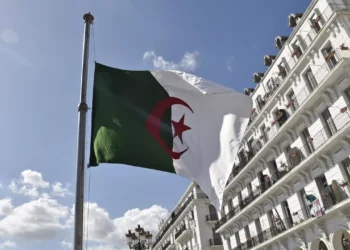 الجزائر تخفض إنتاج النفط بمقدار 20 ألف برميل يوميا 2025