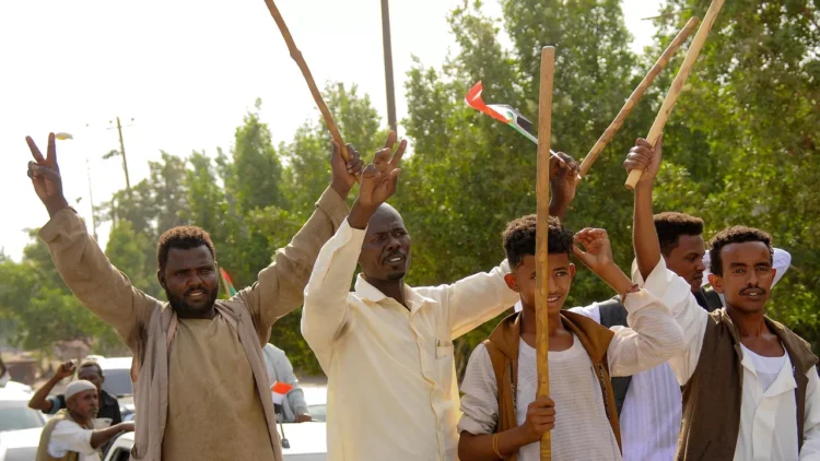 قيادي سوداني : لا أستبعد دخول البلاد في حرب أهلية 2025