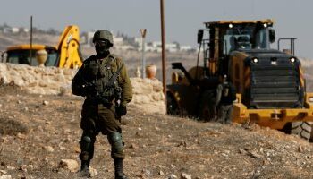 فلسطين: الاحتلال يواصل احتجاز جثامين شهدائنا من الأسرى 2025