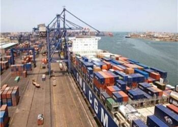 تكدس الاف الاطنان من البضائع العامة بموانئ البحر الأحمر 2025