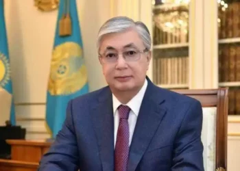 رئيس كازاخستان يقوم يزور السعودية ويرفض زيارة الإمارات 2025