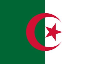 الحماية المدنية تفشل فى  السيطرة على حرائق الغابات بالجزائر 2025