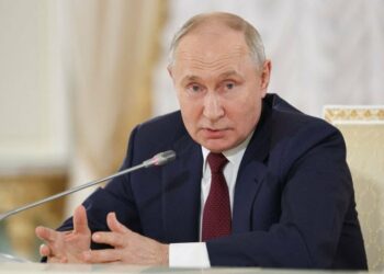 بوتين يعلن دخول 30 سفينة حربية جديدة للخدمة في الأسطول الروسي 2025