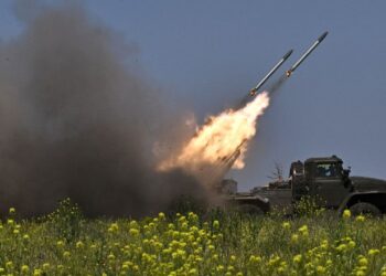 كييف تتهم روسيا باستخدام صواريخ كوريا الشمالية ضد المدنيين في أوكرانيا 2024