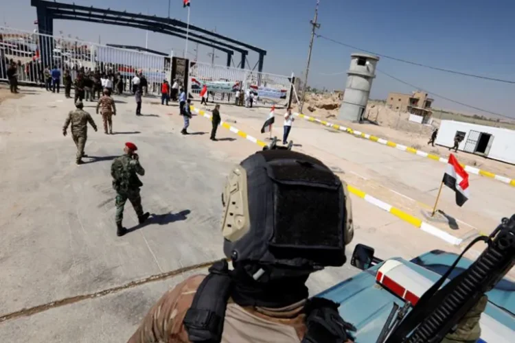 400 لاجئ سوري بالعراق يو اجهون خطر التسليم لبلادهم 1 400 لاجئ سوري بالعراق يو اجهون خطر التسليم لبلادهم 2025