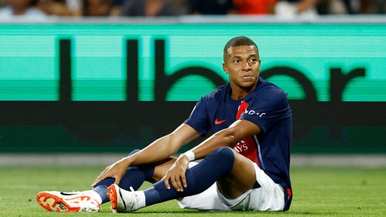 والدة مبابي : تطالب ابنها بسرعة الرحيل عن باريس 2025