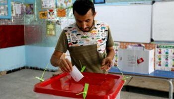 مخاوف امنية من إجراء انتخابات المجالس المحلية أوائل ديسمبر القادم فى تونس  2025