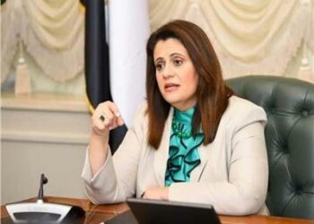 وزيرة الهجرة تفشل فى مساعدة عائلة مصرية تعرضت للسرقة في كندا 2025