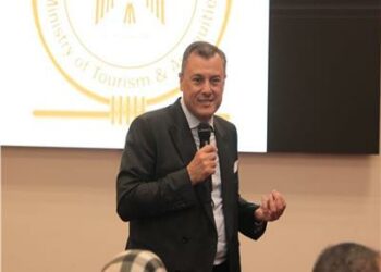 وزارة السياحة والآثار بمصر  تطبق نظام العمل من المنزل اليوم  2025