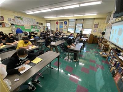 الغاء العام الدراسي الجديد فى فلوريدا الأمريكية بسبب نقص المعلمين والأجور 1 الغاء العام الدراسي الجديد فى فلوريدا الأمريكية بسبب نقص المعلمين والأجور 2025