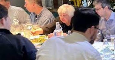 وزيرة الخزانة الأمريكية تتناول مشروم الهلوسة فى الصين 1 وزيرة الخزانة الأمريكية تتناول مشروم الهلوسة فى الصين 2025