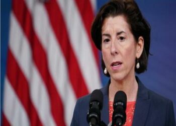 رغم فرض العقوبات على بكين …وزيرة التجارة الأمريكية تزور الصين أواخر الشهر الجاري 2025