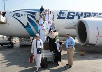 غضب فى الشارع المصرى عقب رفع مصر للطيران لاسعار تذاكر رحلات العمرة 2025