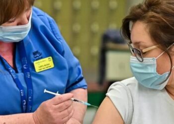 القلق يجتاح العالم بسبب  كوفيد الشتاء القادم  2025