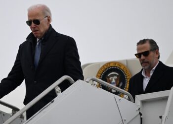 بايدن زور فى هويته عدة مرات لتمرير اسرار عسكرية خطيرة 2025