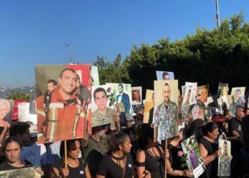 في الذكرى الثالثة لفاجعة 4 آب.. مسيرة لأهالي الضحايا بلبنان  2025