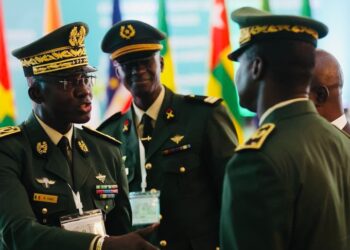 إيكواس تحسم موعد التدخل العسكري في النيجر 2024