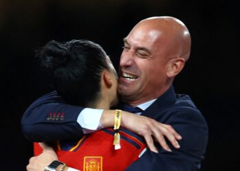 محاكمة  رئيس اتحاد كرة القدم الإسباني  بتهمة الاعتداء الجنسي والإكراه  2025