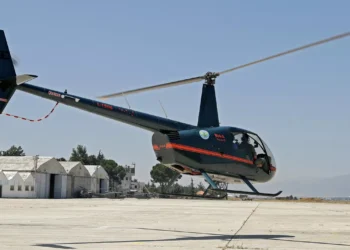 الإمارات .. سقوط طائرة عمودية في البحر وجاري البحث عن طاقمها 2025