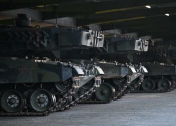 الدنمارك تدعم أوكرانيا بعشرات الدبابات في مواجهة روسيا  2024
