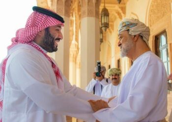 محمد بن سلمان يطلب من سلطان عمان الوساطة لحل أزمة الحوثيون فى اليمن 2024