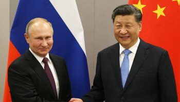 الولايات المتحدة تخسر أمام روسيا والصين فى حرب الرأى العالمى 2025