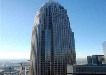 على طريقة الافلام الامريكية …. ضبط عجوز أثناء محاولته سرقة بنك 2025