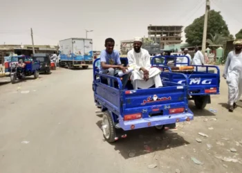 السودان.. اختفاء  الوقود من الأسواق  بعد إغلاق خطوط الأنابيب من مصفاة الخرطوم 2025