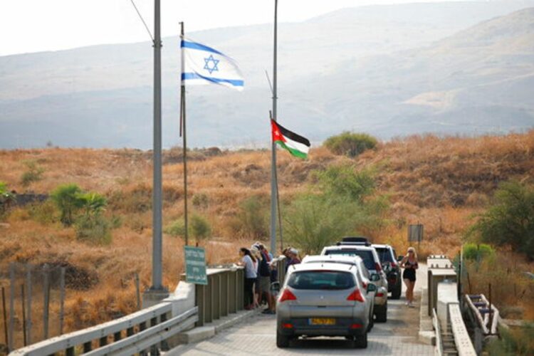 الموساد الاسرائيلي يفتح تحقيقا في تهريب الأسلحة عبر حدود الأردن 2024